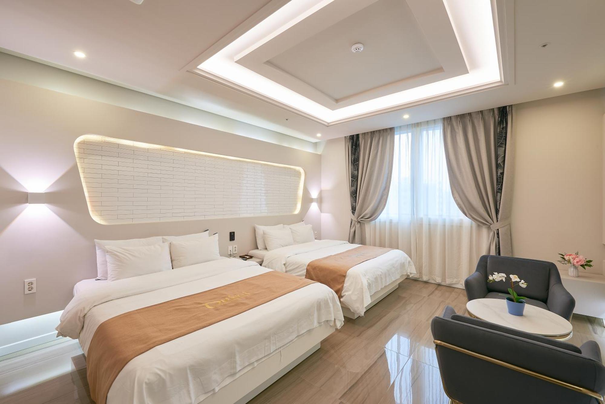Dubai Hotel Gwangju Metropolitan City Exterior foto