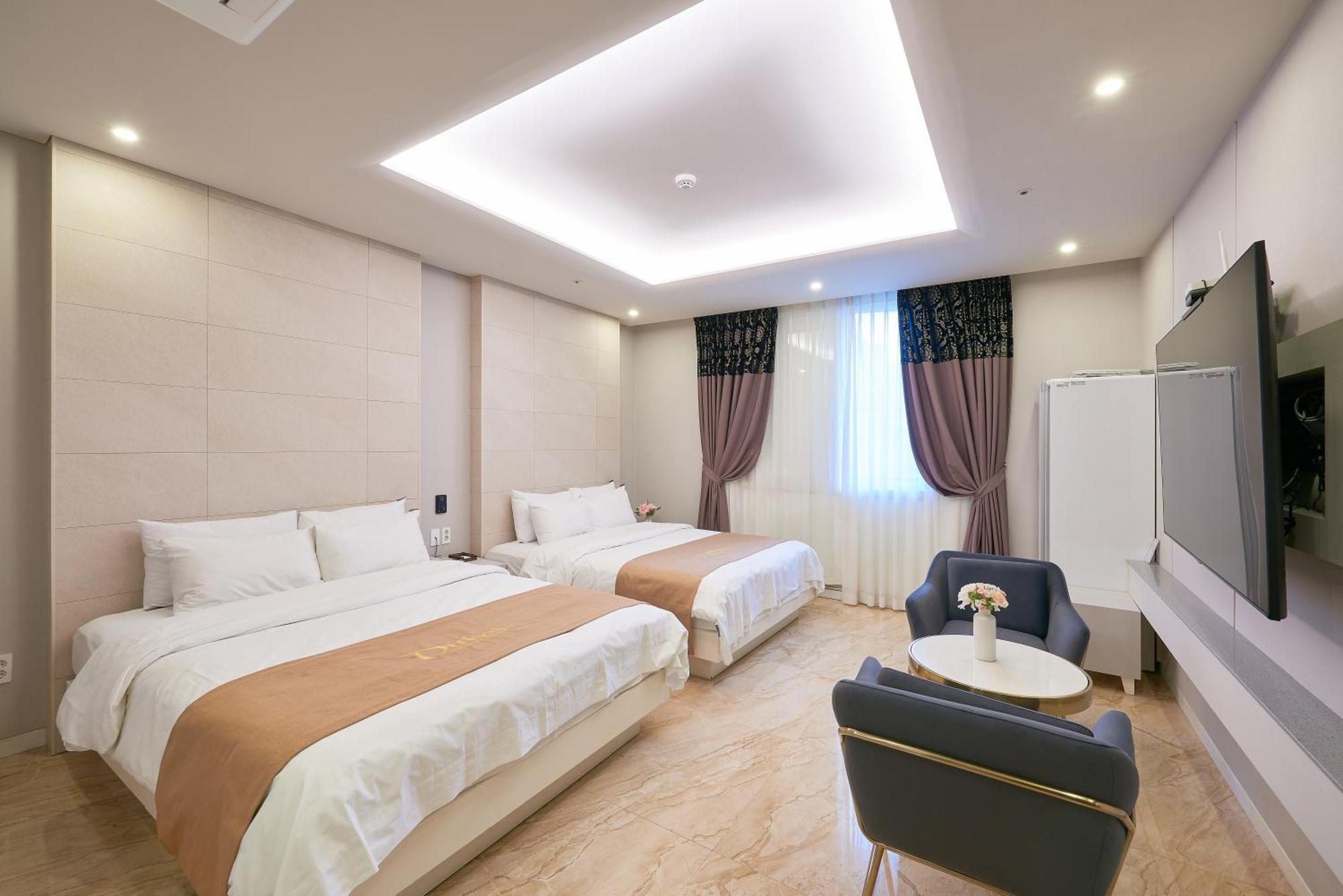 Dubai Hotel Gwangju Metropolitan City Exterior foto